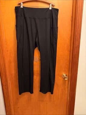 Maurices Black Women's 2X Stretch yoga like pants